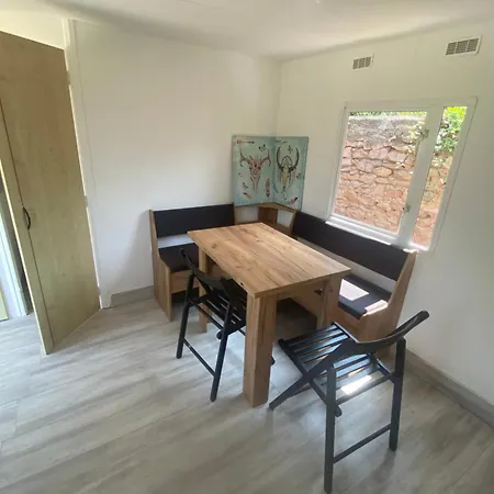 Type Apartment *
